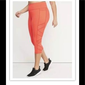NWT LANE BRYANT LIVI CORAL CAPRI LEGGING 22/24